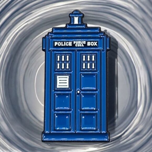 Doctor Who TARDIS Enamel Lapel PIN Blue Police Call Box Whovian Gift Unisex NEW - Picture 3 of 4